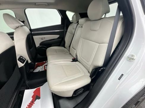 Used 2022 Hyundai Tucson SEL w/ Convenience + Premium Package FWD image 8