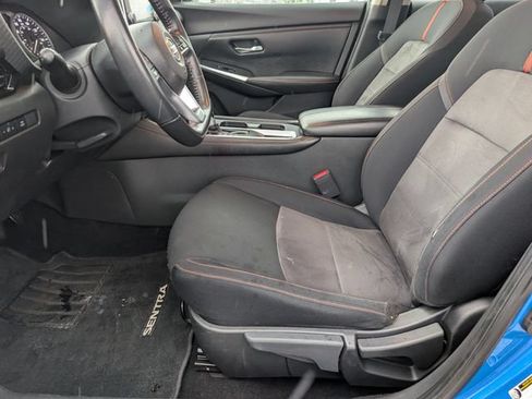 Used 2022 Nissan Sentra SR w/ Lighting Package FWD image 14