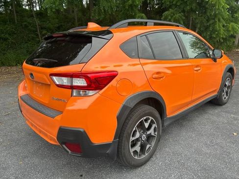 Used 2018 Subaru Crosstrek 2.0i Premium AWD/4WD image 3