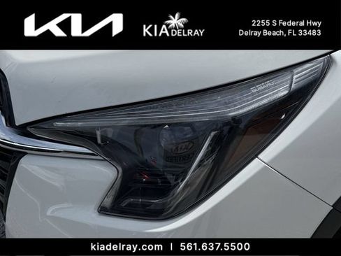 Used 2023 Subaru Ascent Limited AWD/4WD image 6