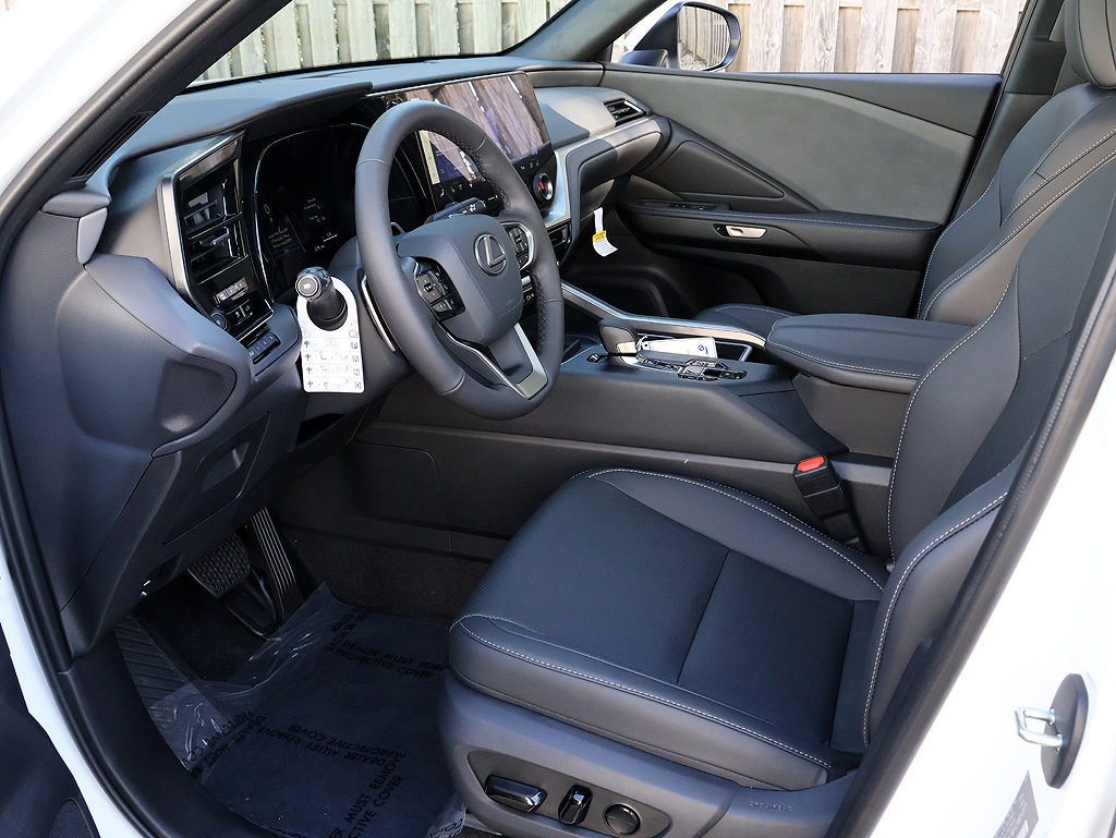 New 2026 Lexus TX 350 AWD image 12