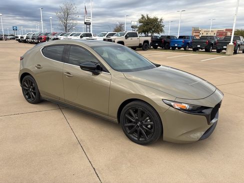 Used 2024 MAZDA MAZDA3 s image 5