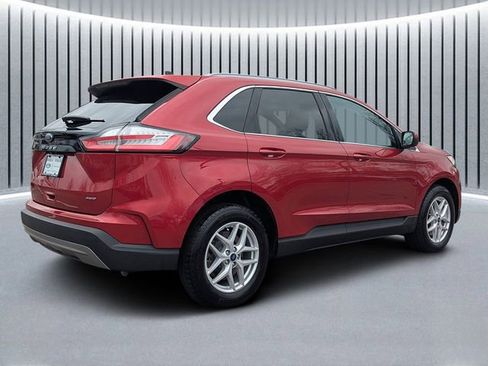 Used 2022 Ford Edge SEL w/ Convenience Package image 3
