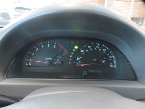 Used 2004 Toyota Camry SE image 30