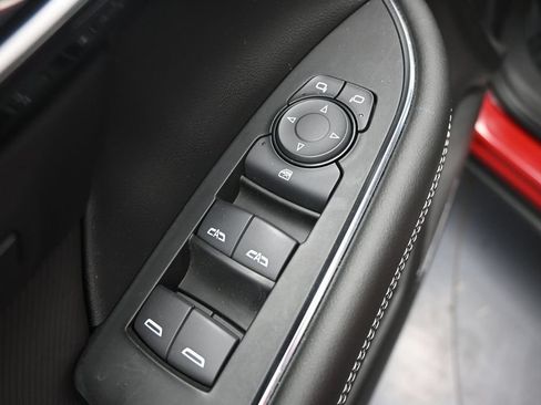 Used 2025 Buick Envision Preferred AWD/4WD image 20
