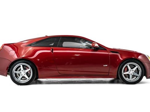 Used 2011 Cadillac CTS V w/ Wood Trim Package image 5