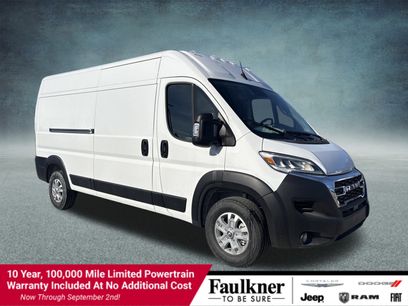 New 2025 RAM ProMaster 2500 w/ Quick Order Package 22G SLT