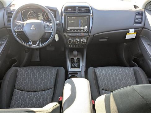 Used 2026 Mitsubishi Outlander Sport LE image 15