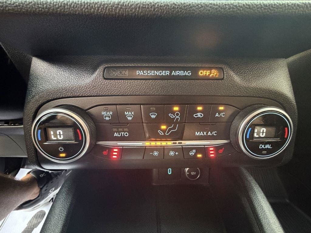 Used 2020 Ford Escape Titanium AWD/4WD image 27