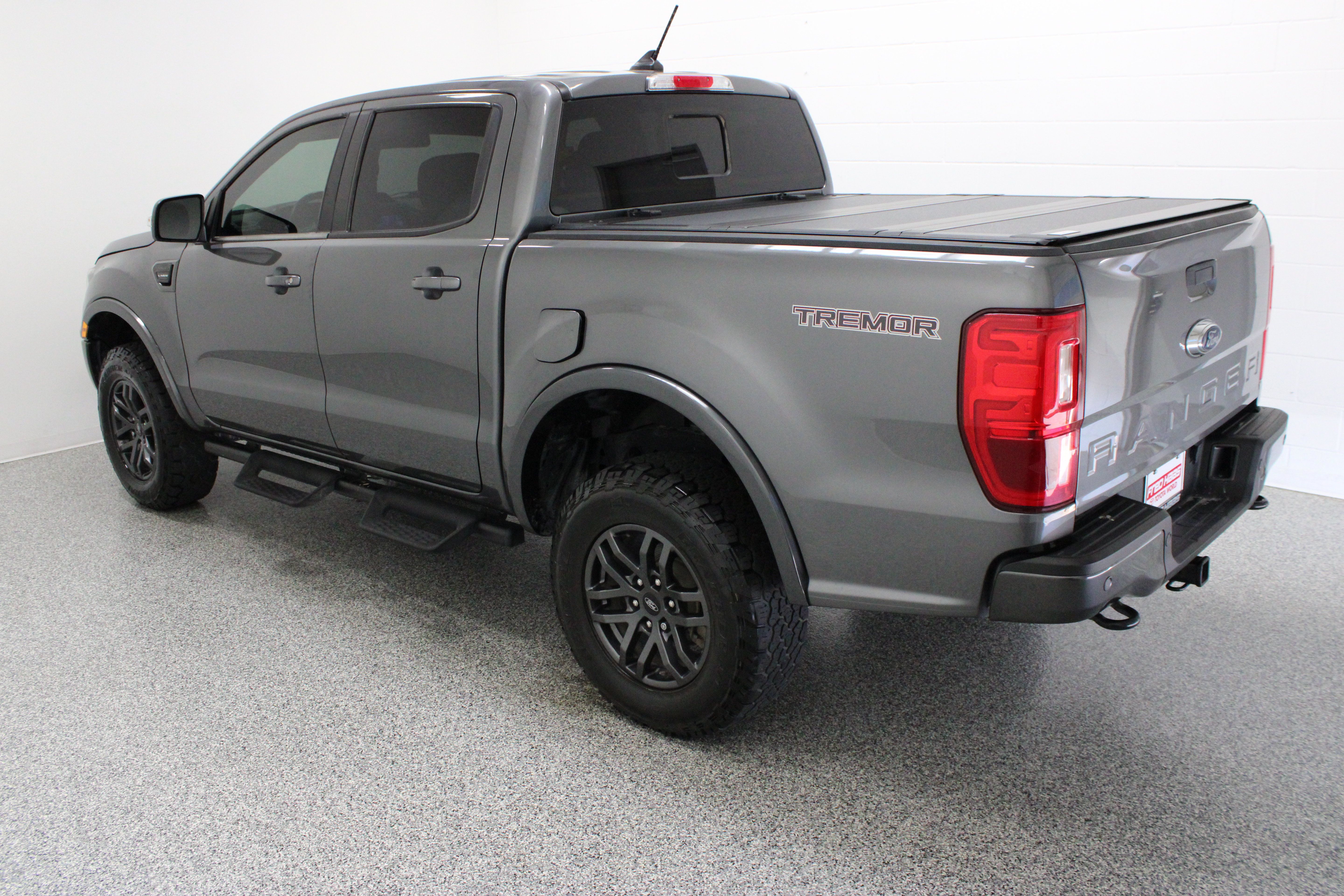 Used 2022 Ford Ranger Lariat w/ Tremor Off-Road Package AWD/4WD image 11
