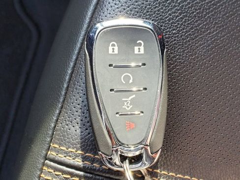 Used 2023 Chevrolet Equinox Premier image 48