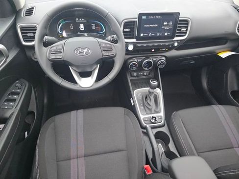 New 2026 Hyundai Venue SEL image 3