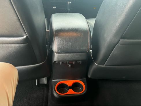 Used 2017 Jeep Wrangler 75th Anniversary image 15