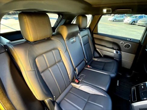 Used 2019 Land Rover Range Rover Sport HSE image 19