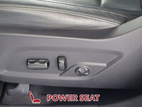 Used 2018 Hyundai Santa Fe Sport FWD image 15