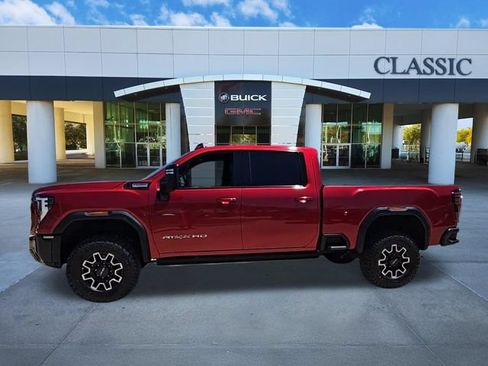 Used 2025 GMC Sierra 2500 AT4X AWD/4WD image 4