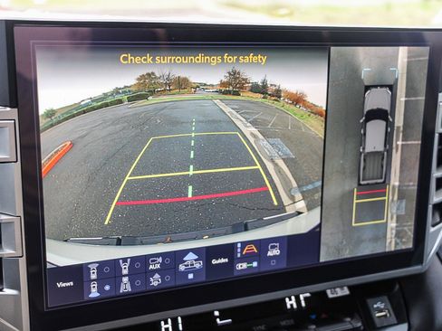 Used 2025 Toyota Tundra Platinum image 23