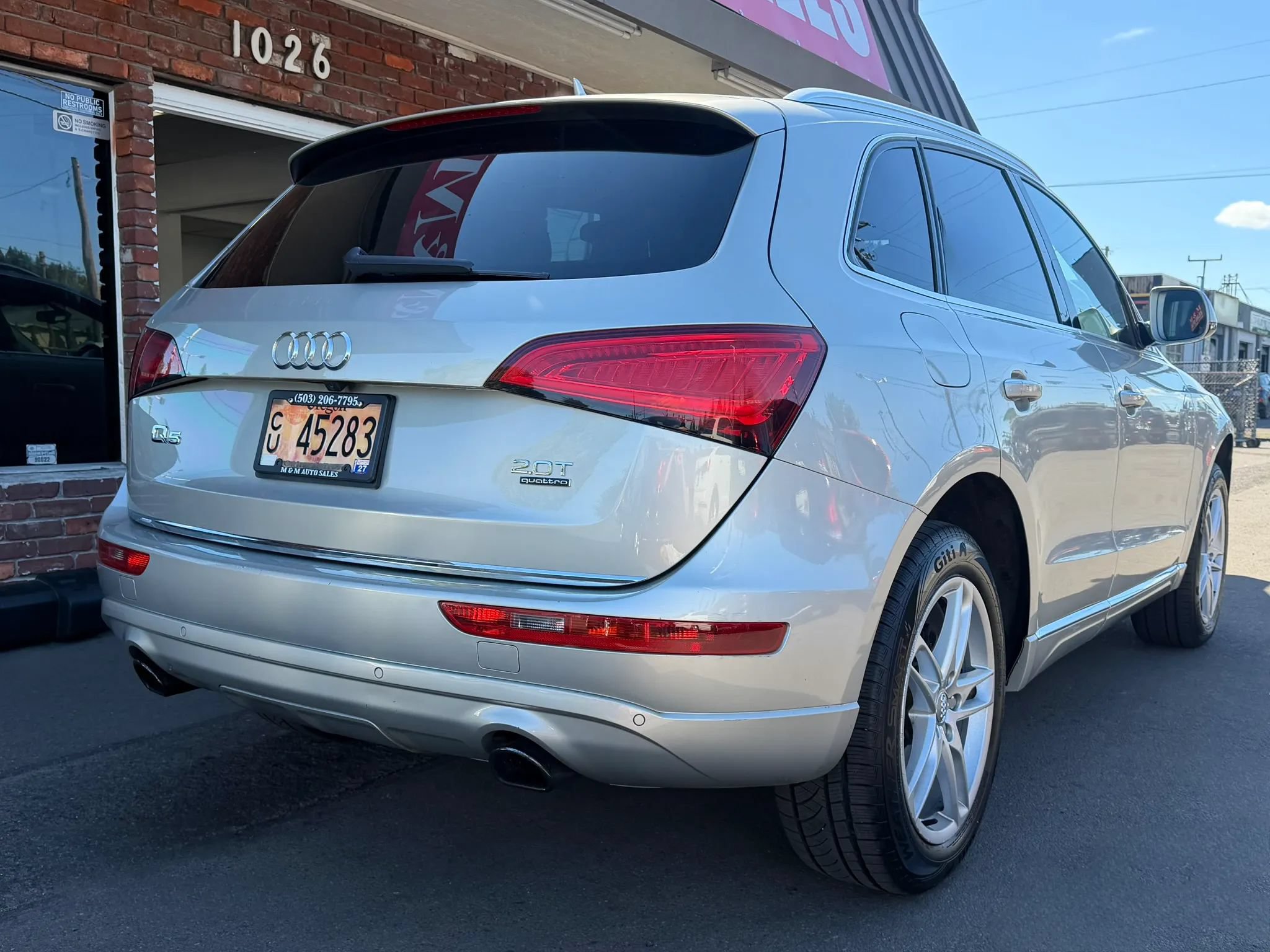 Used 2015 Audi Q5 2.0T Premium Plus w/ Technology Package AWD/4WD image 4