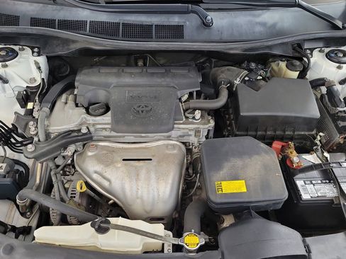 Used 2014 Toyota Camry SE FWD image 10