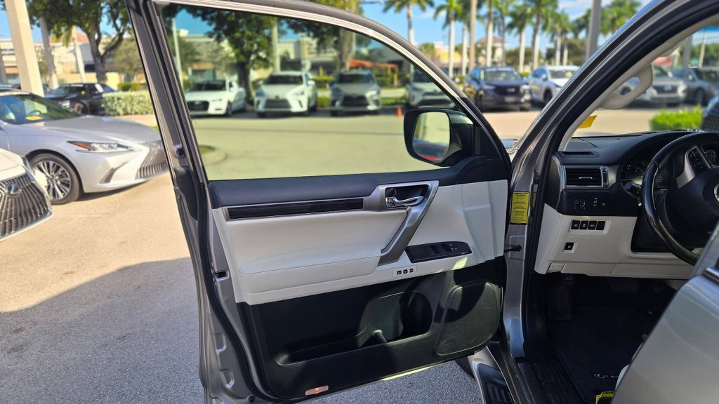 Used 2020 Lexus GX 460 Premium AWD/4WD image 16