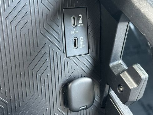 Used 2025 Toyota Tacoma SR5 image 30