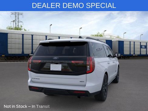 New 2026 Ford Expedition Max Platinum w/ Stealth Appearance Package AWD/4WD image 8