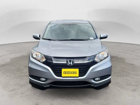 Used 2017 Honda HR-V EX image 2