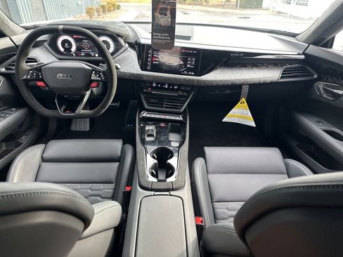 New 2026 Audi RS e-tron GT performance image 22