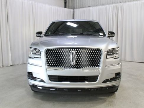 Certified 2024 Lincoln Navigator L Reserve AWD/4WD image 39