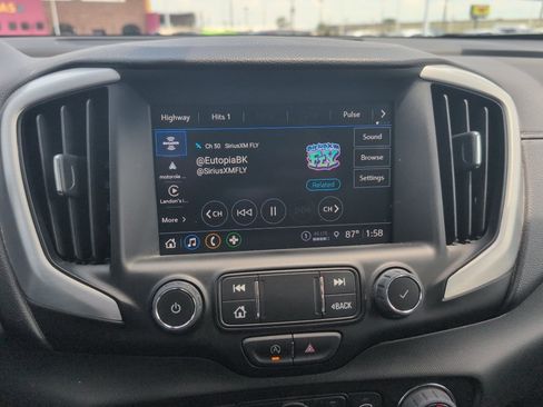 Used 2024 GMC Terrain SLT w/ Elevation Edition AWD/4WD image 26