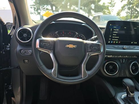 Used 2024 Chevrolet Blazer LT w/ Convenience Package FWD image 13