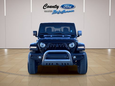 Used 2022 Jeep Gladiator Sport AWD/4WD image 12