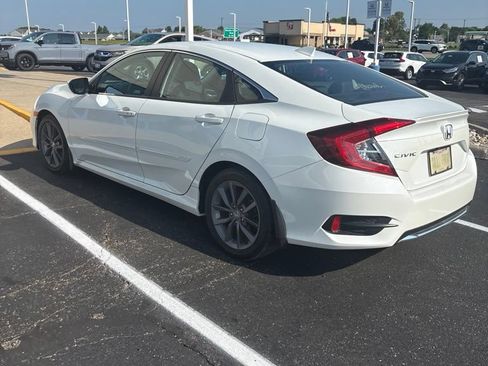 Used 2019 Honda Civic EX-L image 4