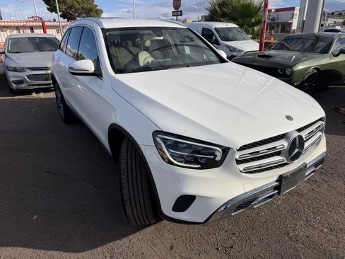 Used 2020 Mercedes-Benz GLC 300 image 3