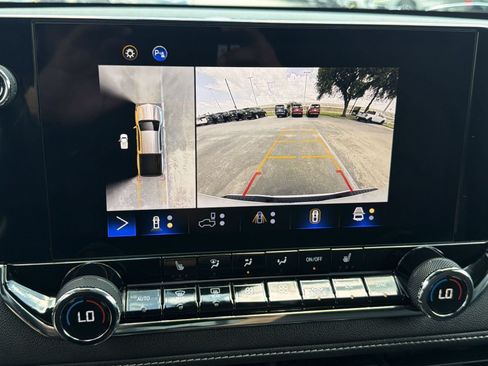 Certified 2023 Chevrolet Colorado LT w/ LT Convenience Package II RWD image 18