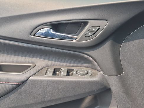 Certified 2023 Chevrolet Equinox RS AWD/4WD image 23