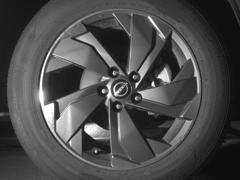 Used 2025 Nissan Rogue SV image 13