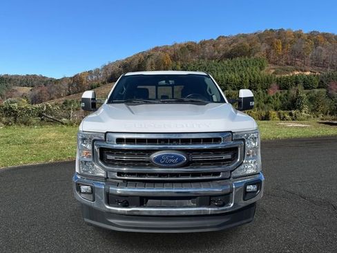 Used 2020 Ford F250 Lariat image 2