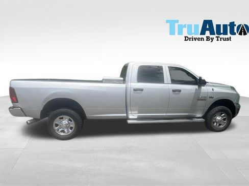 Used 2014 RAM 2500 Tradesman w/ Chrome Appearance Group AWD/4WD image 3