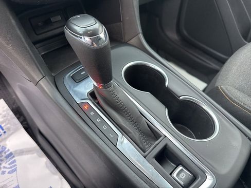 Certified 2021 Chevrolet Equinox LT image 13