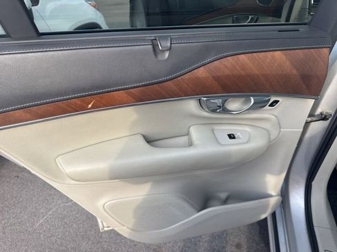 Used 2017 Volvo XC90 T6 Inscription w/ Convenience Package image 26
