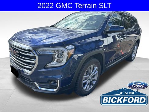 Used 2022 GMC Terrain SLT w/ Tech Package image 1