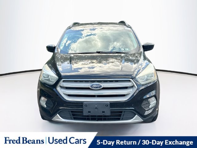 Used 2017 Ford Escape SE w/ SE Leather Comfort Package AWD/4WD image 2