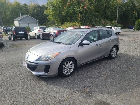 Used 2012 MAZDA MAZDA3 i Grand Touring image 3