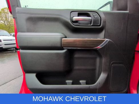Certified 2019 Chevrolet Silverado 1500 LT Trail Boss w/ Convenience Package AWD/4WD image 22