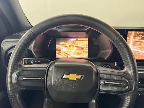 Used 2023 Chevrolet Colorado W/T RWD image 12