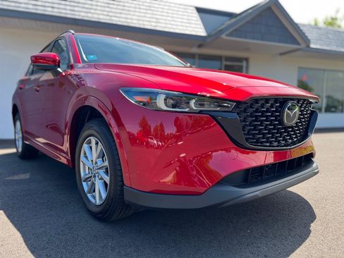 Used 2024 MAZDA CX-5 AWD 2.5 S w/ Preferred Package image 5
