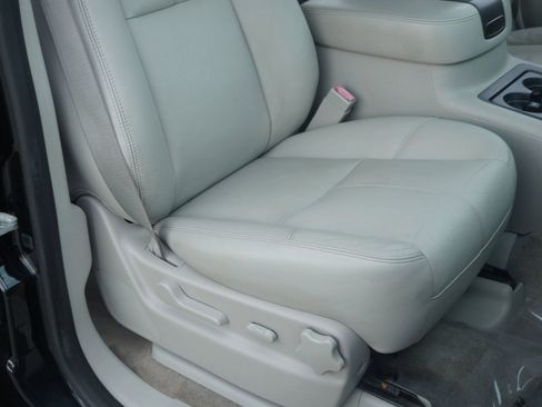 Used 2012 Chevrolet Avalanche LT w/ All-Star Edition image 19