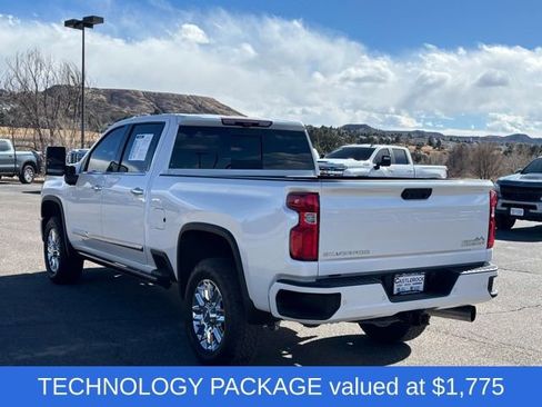 Used 2024 Chevrolet Silverado 3500 High Country w/ Technology Package image 4