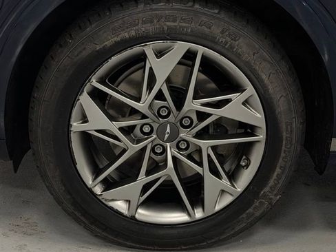 Used 2022 Genesis GV70 2.5T w/ Select Package image 8